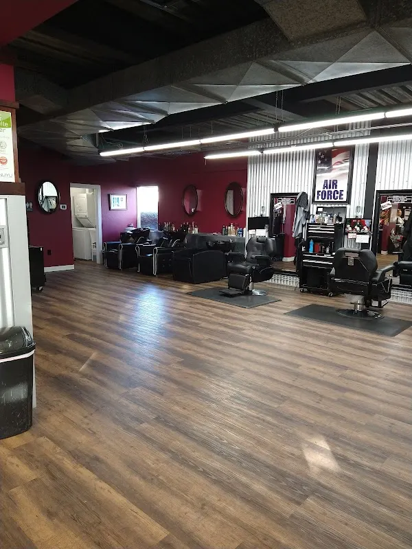 Locker Room Mens Salon - Lewiston — Barber shop in Lewiston